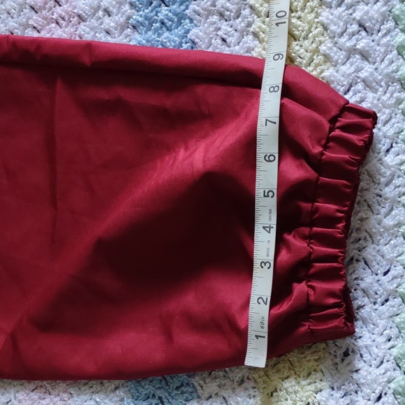 Reebok Cardi B 4X (26-28W) Red Cargo Pocket Windbreaker Jogger Pants - Picture 6 of 15